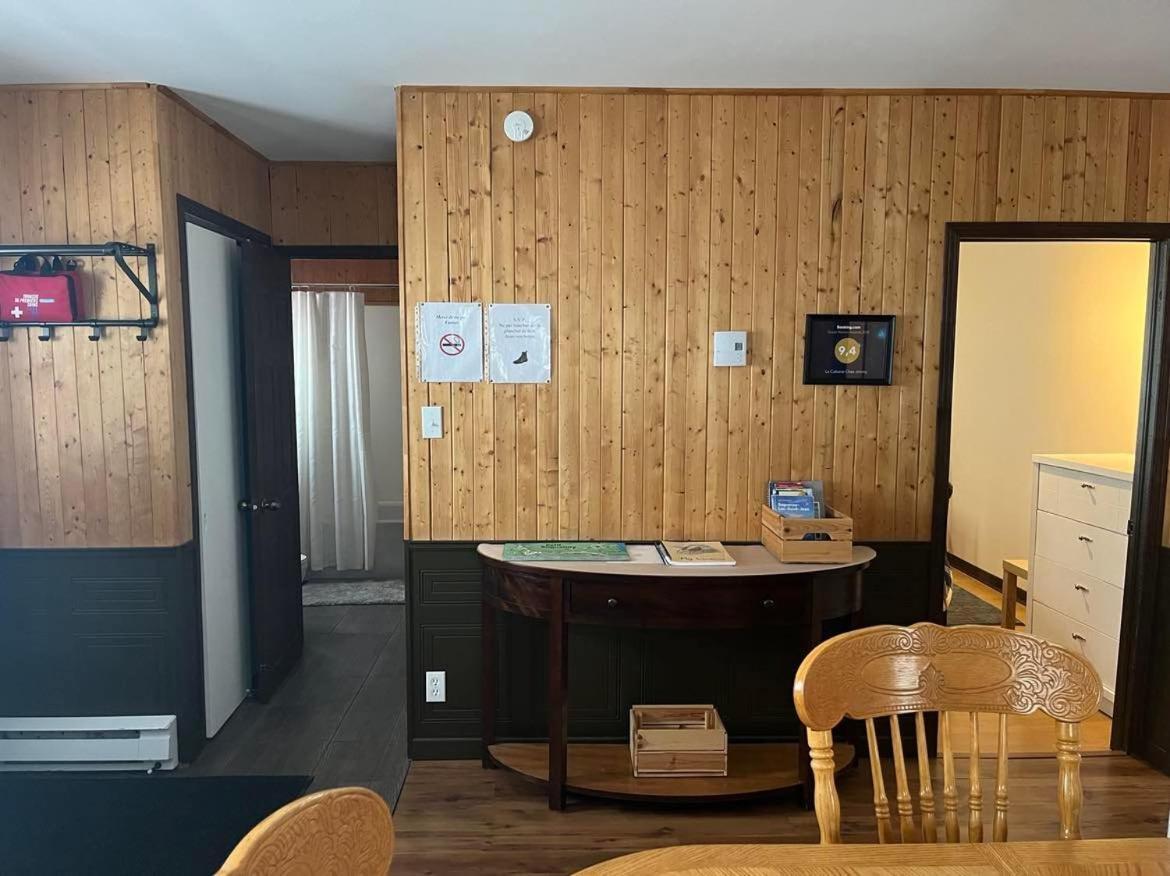 La Cabane Chez Jimmy Petit-Saguenay Ngoại thất bức ảnh