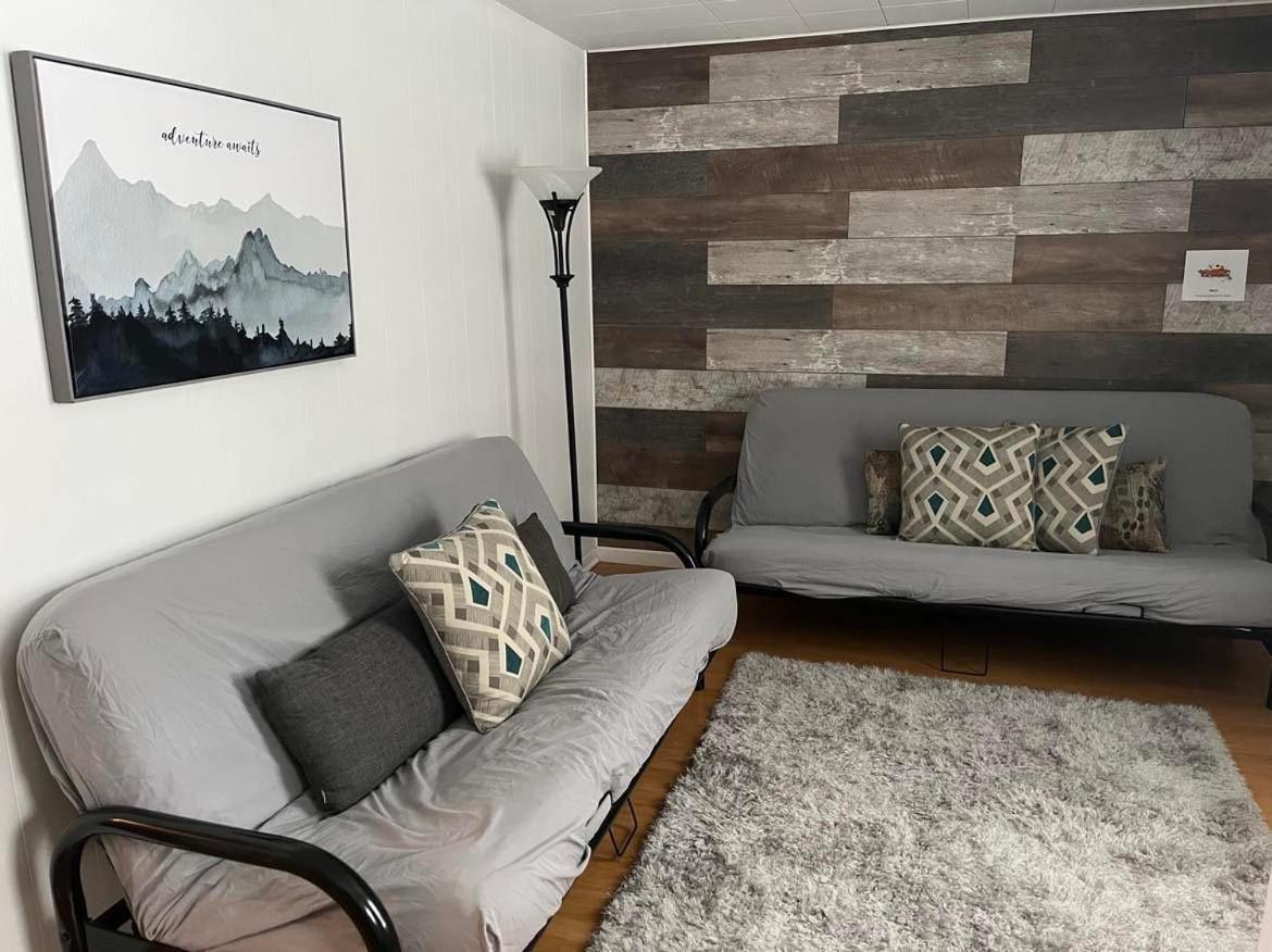La Cabane Chez Jimmy Petit-Saguenay Ngoại thất bức ảnh